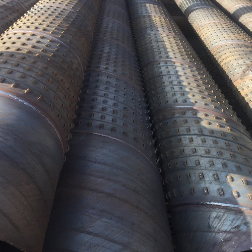 嘉兴孔式滤水管的材质选择